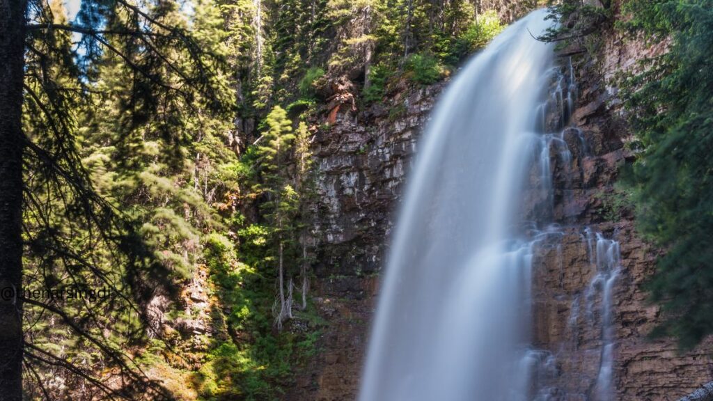 Largest Waterfall In Canada By Volume Of Water